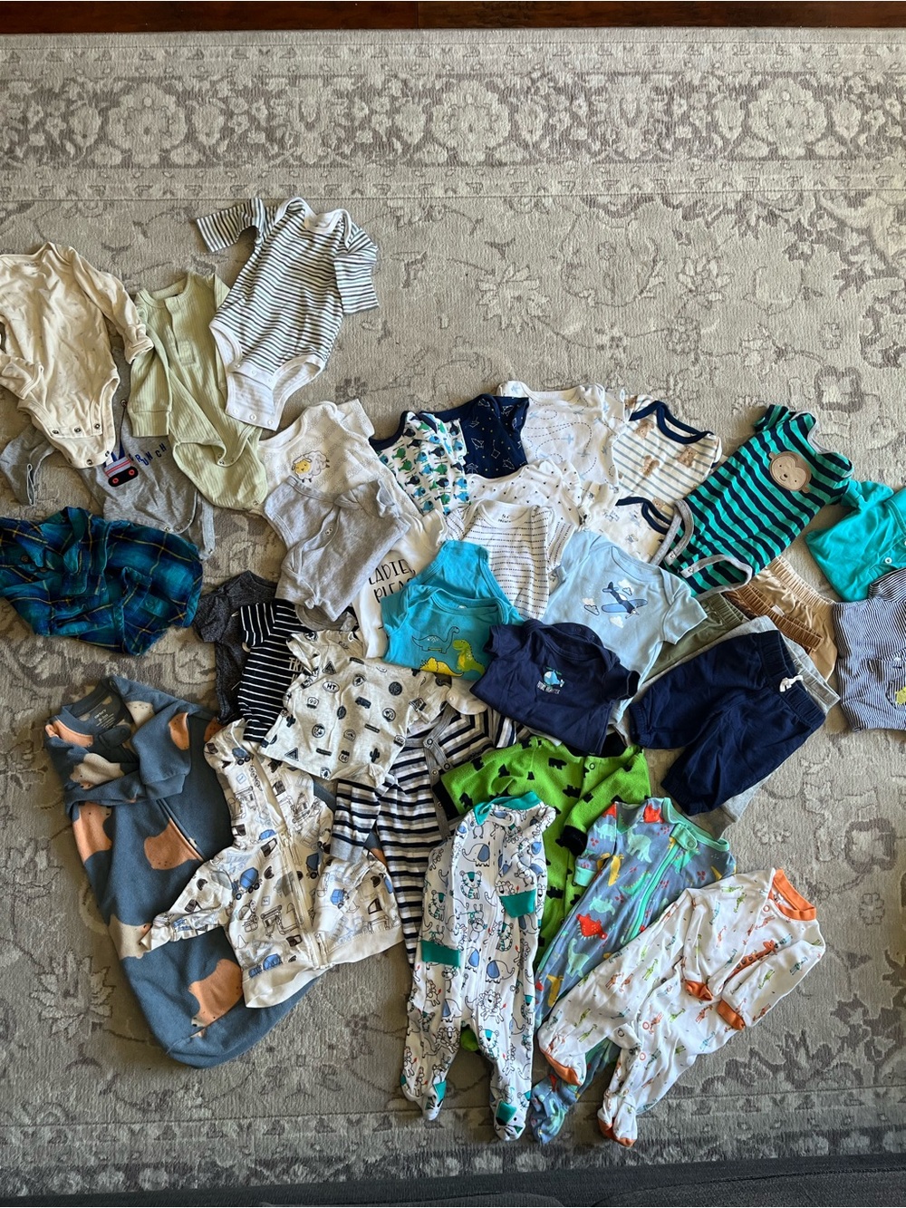 Baby Bot Clothing Lot 0-3 months